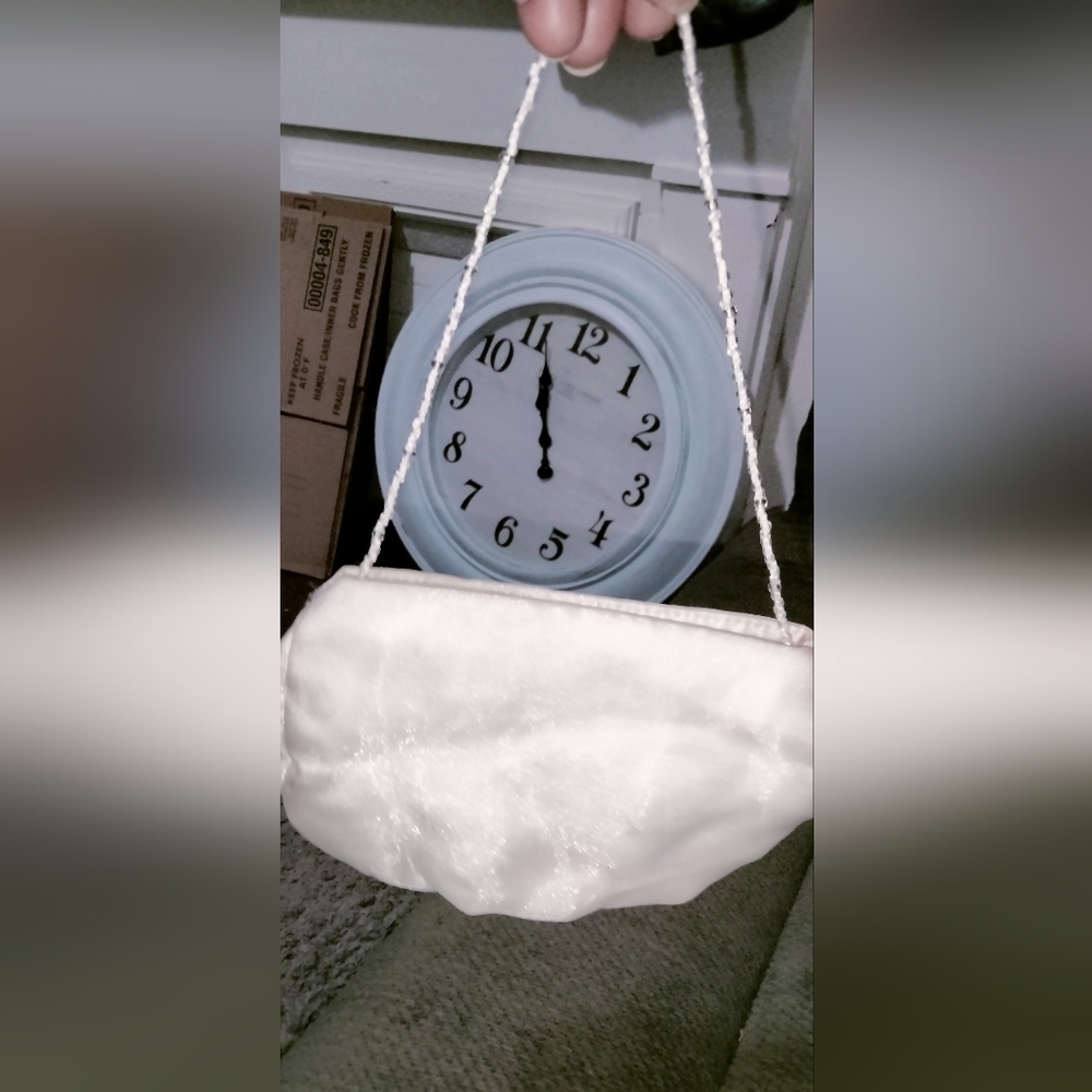 Satin Vintage Evening/ Bride Dress Wclutch - Picture 6 of 11